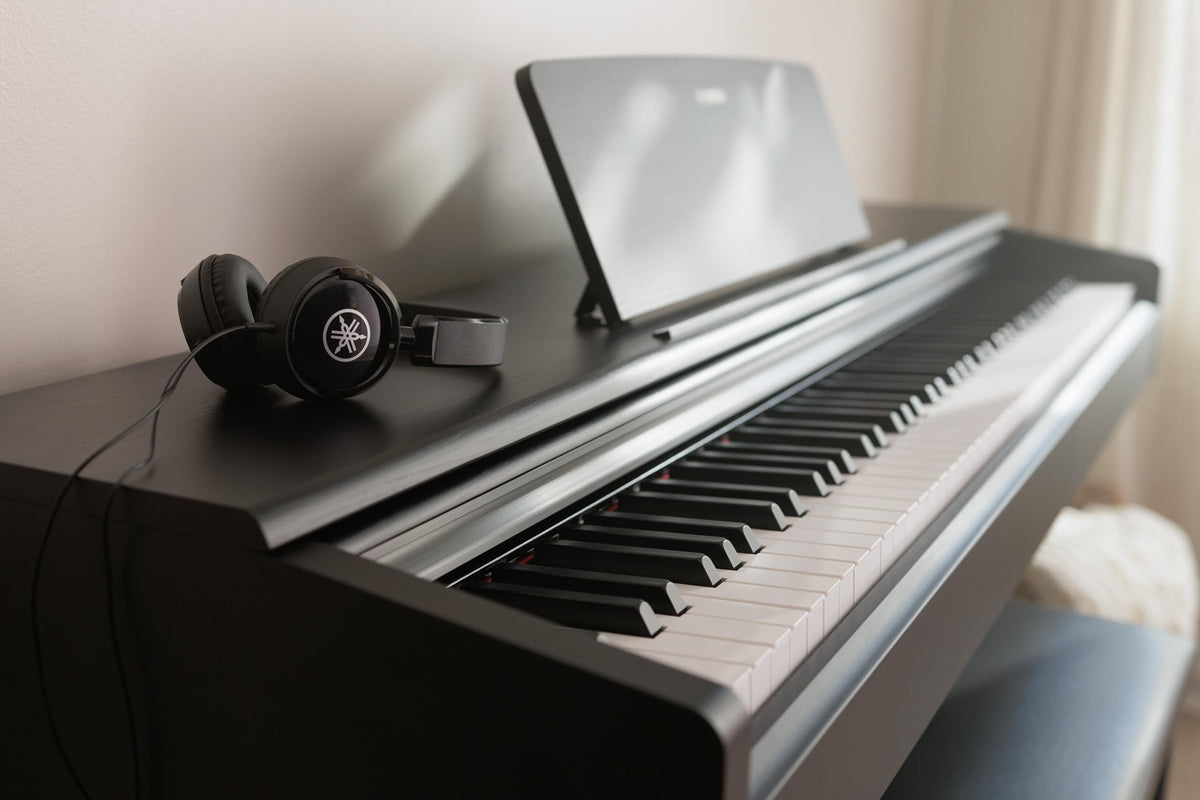 88-Key Weighted Action Upright Digital Piano with Bench U345428