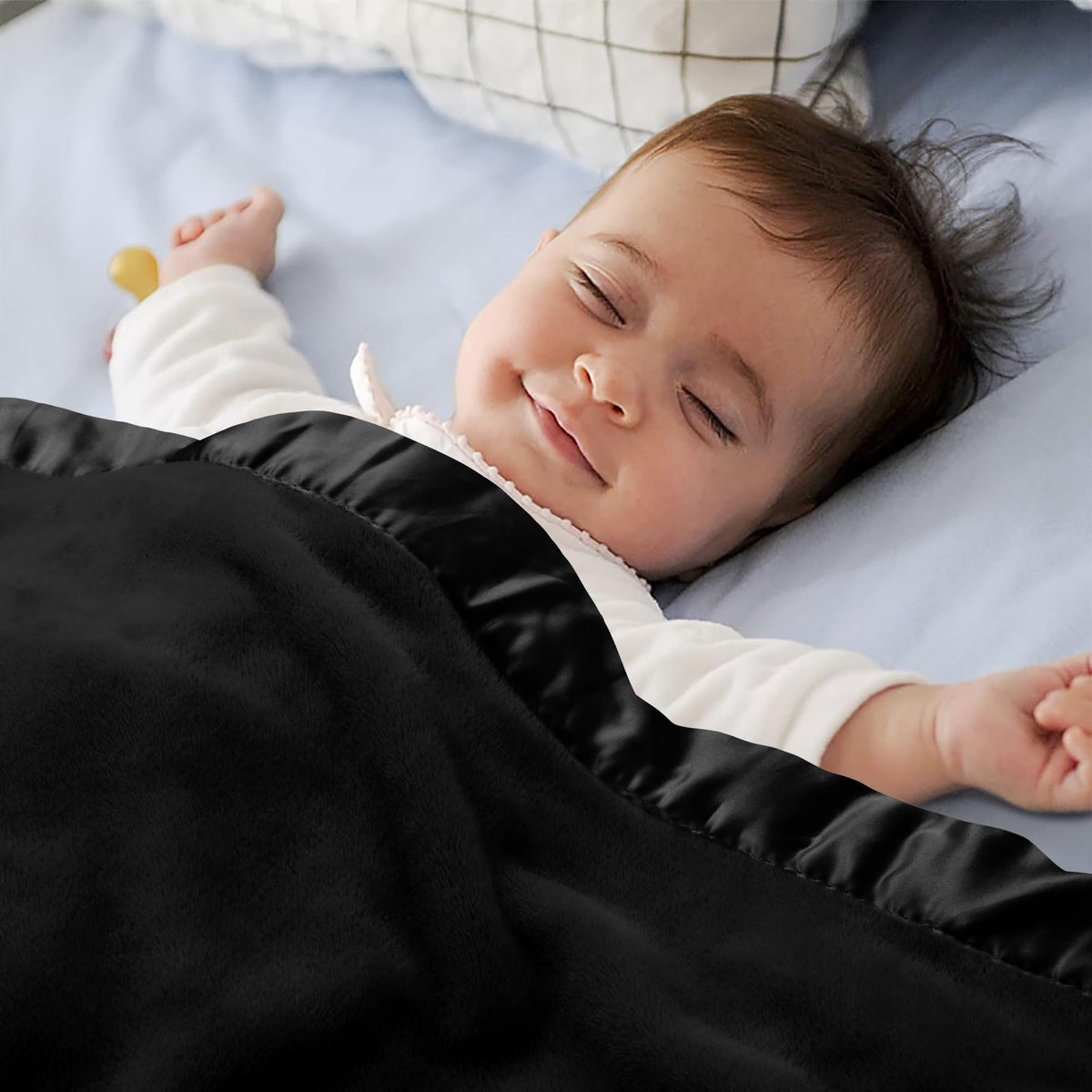 Fleece Baby Blanket with Satin Trim Black 30''x40'' Z105987