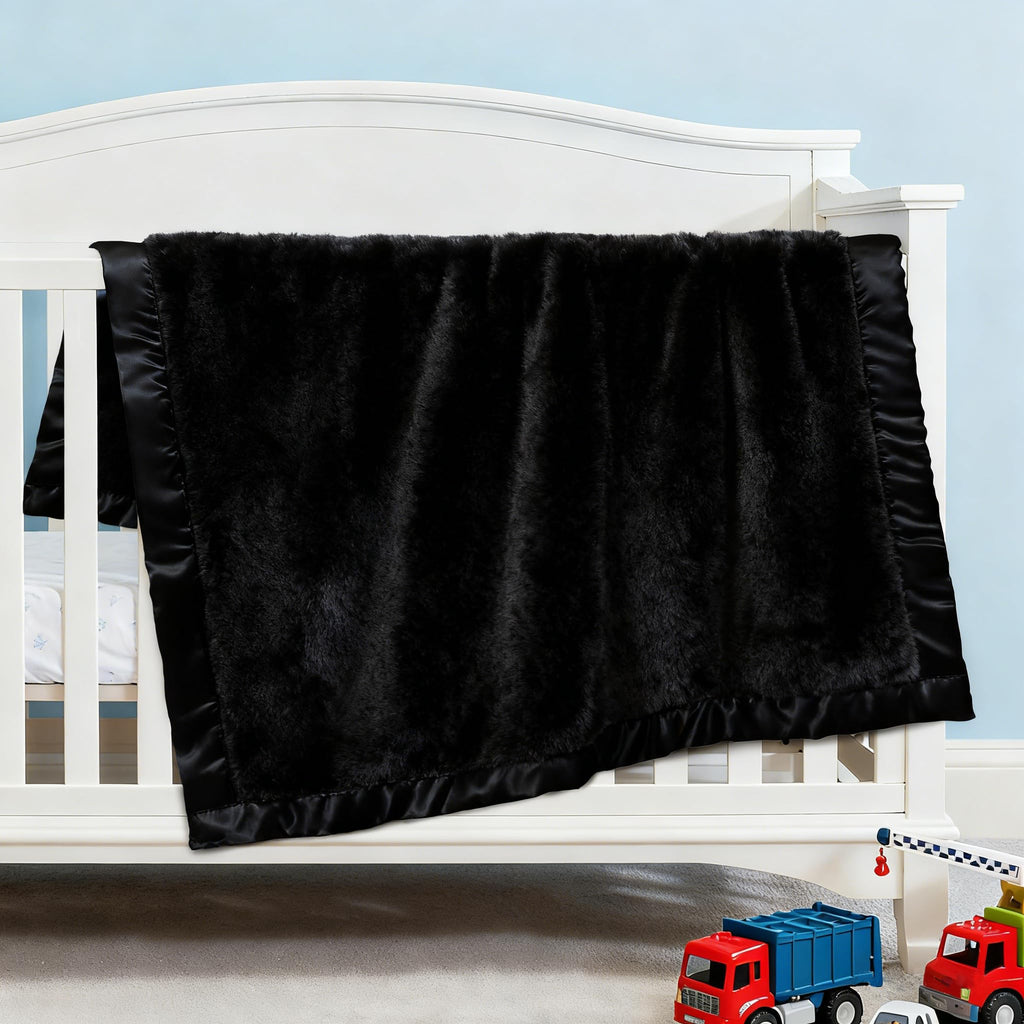 Fleece Baby Blanket with Satin Trim Black 30''x40'' Z105987