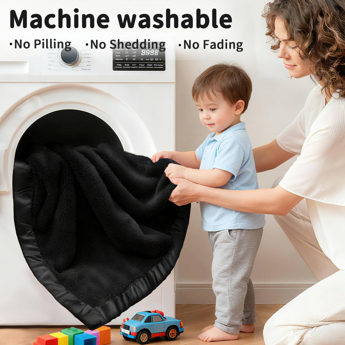 Fleece Baby Blanket with Satin Trim Black 30''x40'' Z105987