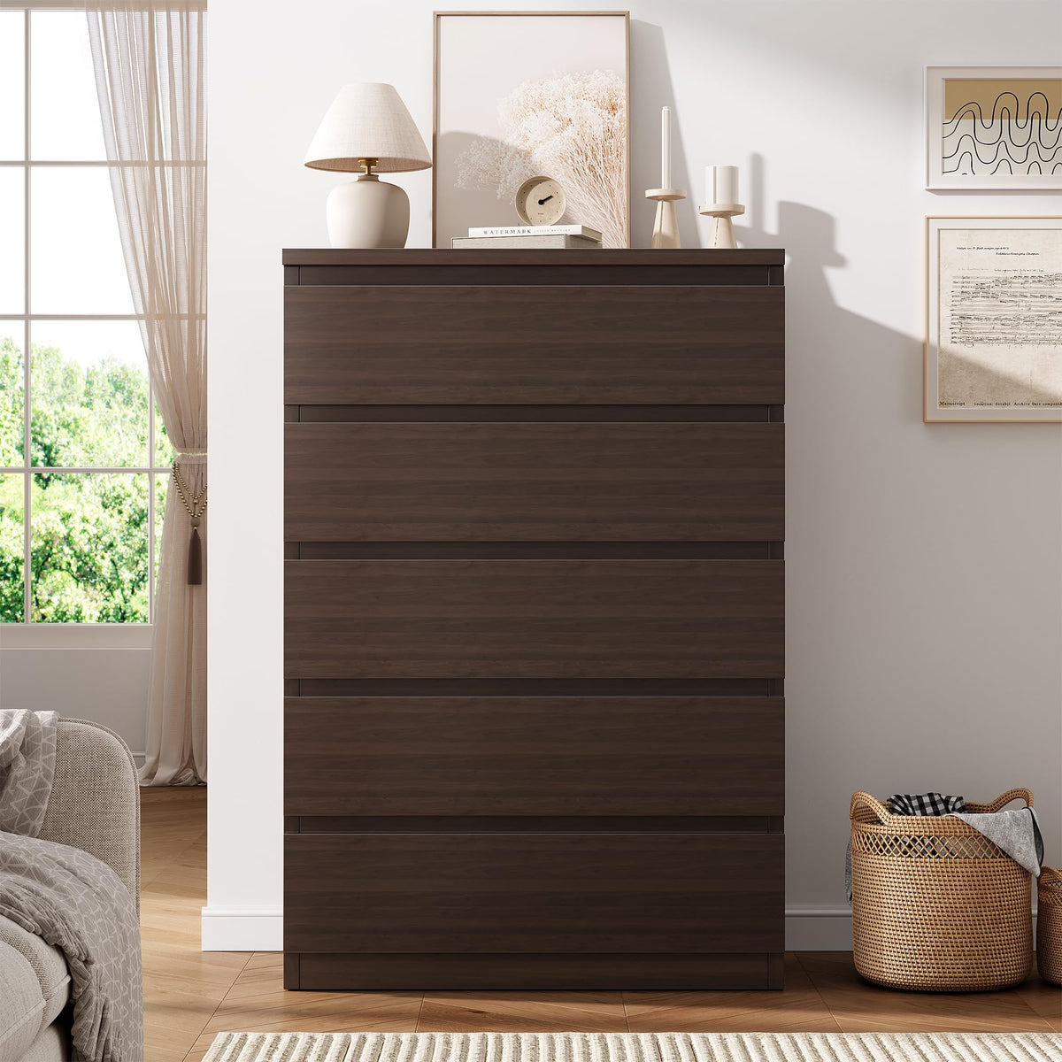 Brown 5 Drawer Wood Dresser J762