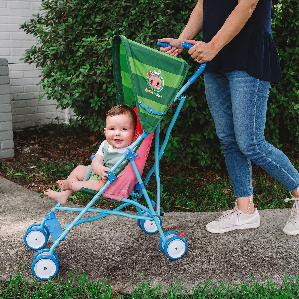 Red Umbrella Stroller with Canopy I900